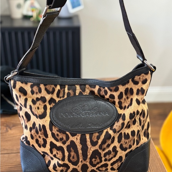 Dolce & Gabbana Black and Brown Leopard Print Shoulder Bag - Picture 1 of 13